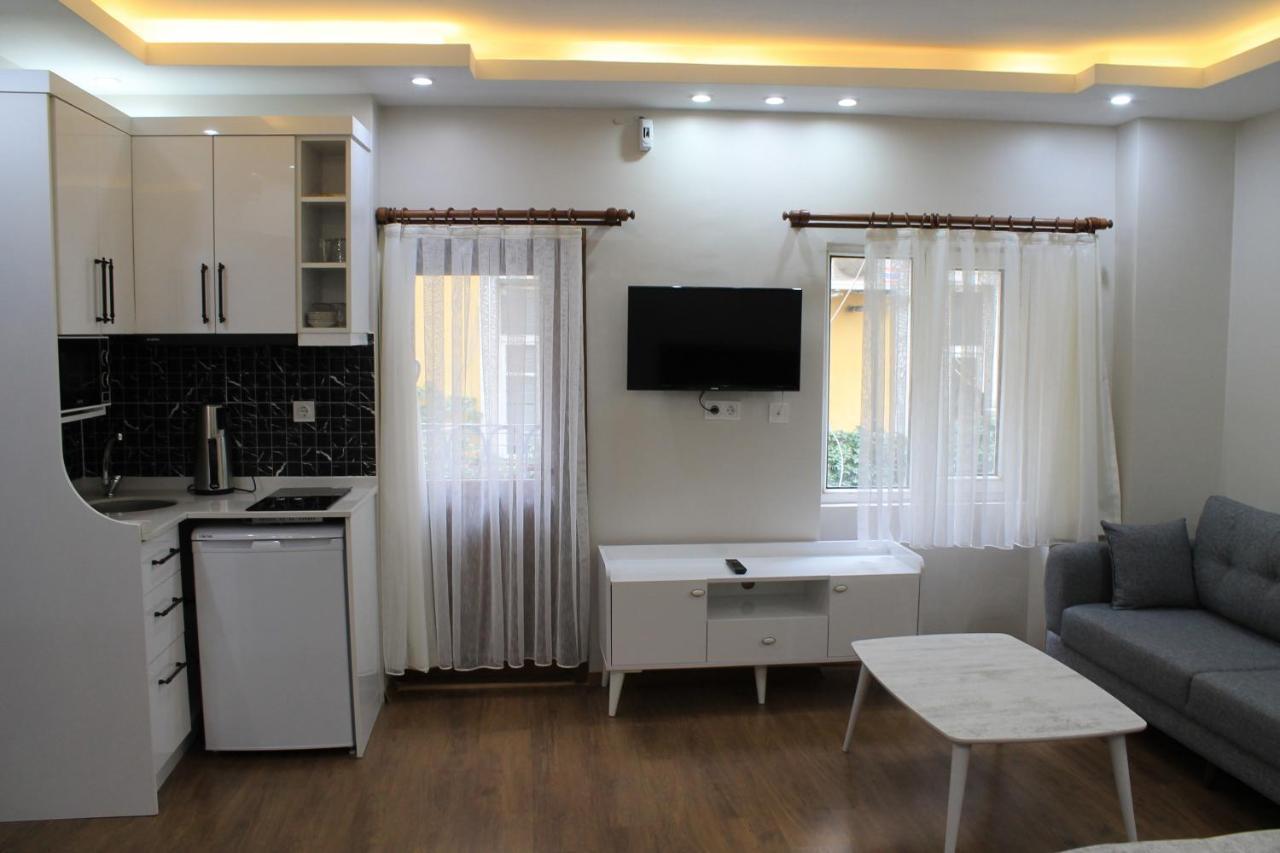 Beyoglu Asmalimescit'Te Mobilyali Balkonlu Daire Apartment Istanbul Exterior photo